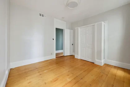 Quarto privado em 02139, imagem 15 de 49