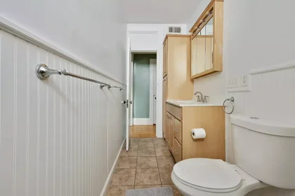 Private room at 02139, image 4 of 49
