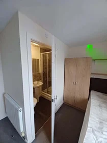 Studio in der Haywood Street, bild 11 von 38