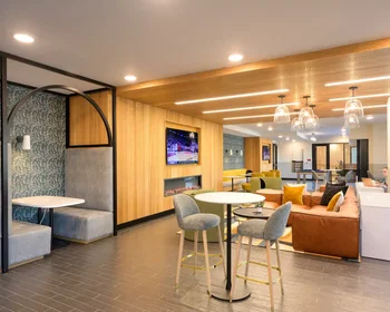 Private room at East 14th Street, image 34 of 35