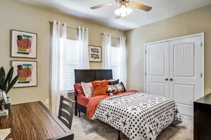 Chambre privée à Aspen Heights Lane, image 1 de 10