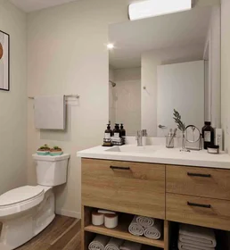 Quarto privado em Forbes Avenue, imagem 2 de 28