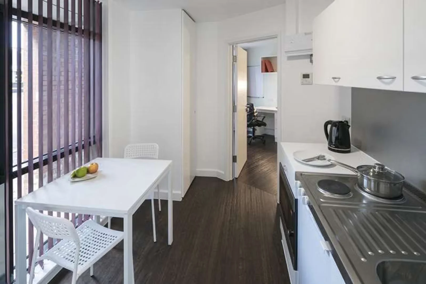 Studentenfreundliches Zimmer in  mit modernen Annehmlichkeiten