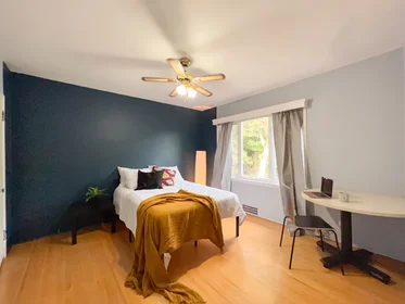 Chambre privée à Granville Street, image 1 de 10