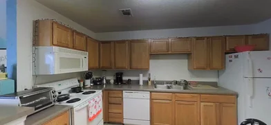 Stanza privata in South Ocala Road, immagine 1 di 36