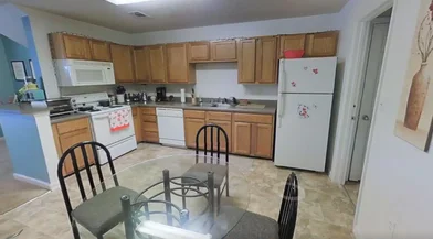 Stanza privata in South Ocala Road, immagine 7 di 36
