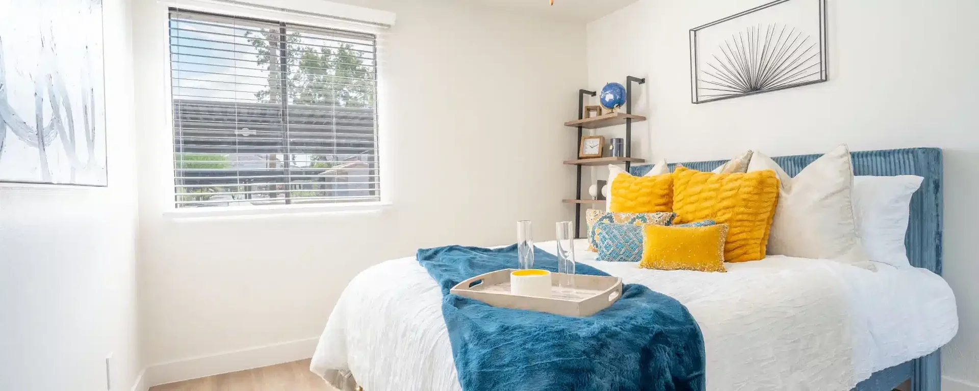 Chambre confortable pour étudiants disponible dans 