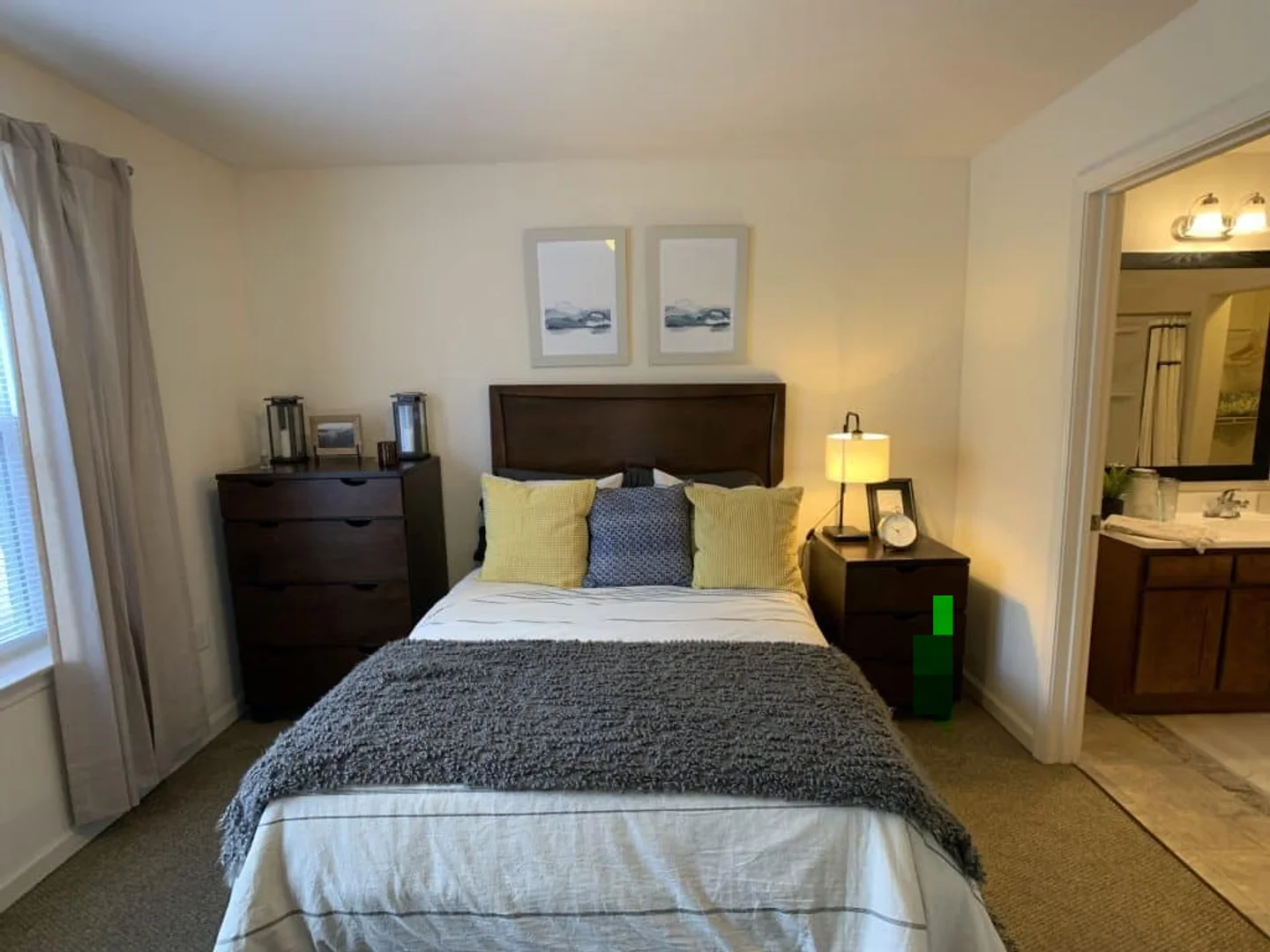 Chambre d'étudiant économique avec emplacement pratique dans 