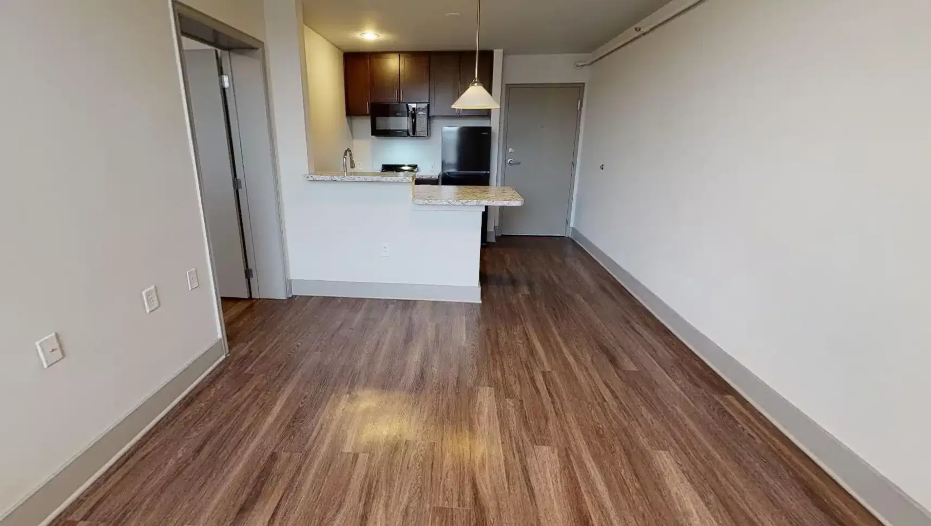 'de öğrenci dairesinde, tamamen mobilyalı kiralık oda