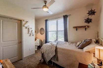 Stanza privata in West Plum Street, immagine 5 di 49
