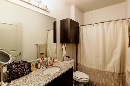 Stanza privata in West Plum Street, immagine 8 di 49