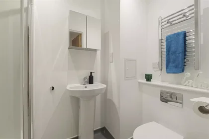 Studio in der 28-30 St. Peter's Street, bild 9 von 19