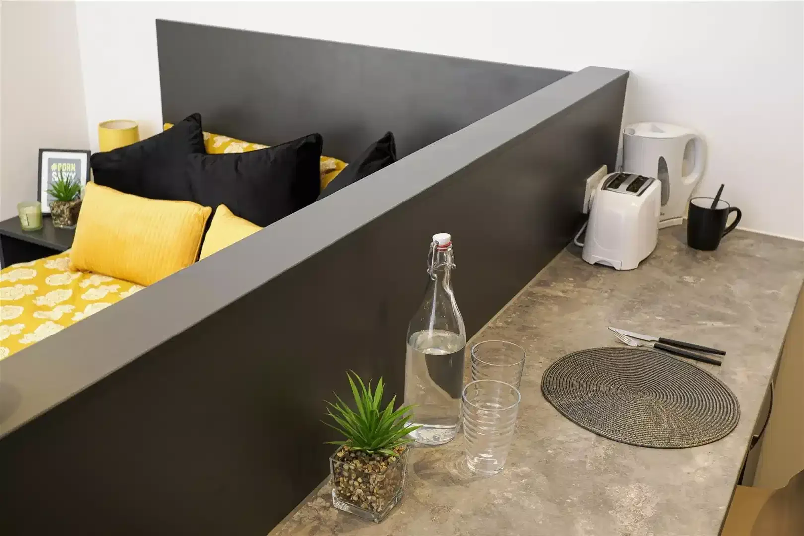 Abgeschlossenes Studio für Studenten im Zentrum von 