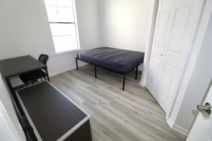 Private room at Benge Drive, image 20 of 26