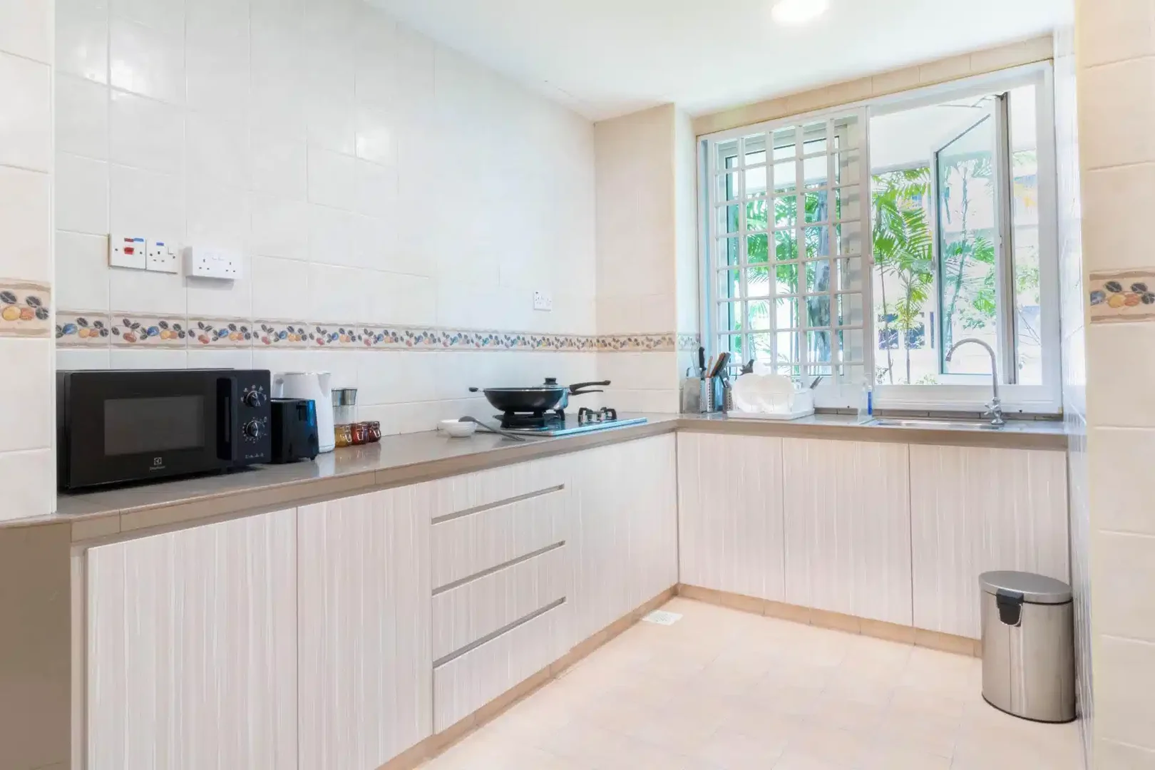 Habitación estudiantil económica con ubicación conveniente en 