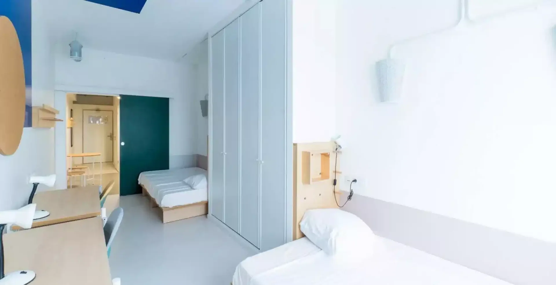 Funktionelles Studentenzimmer perfekt zum Studieren in 