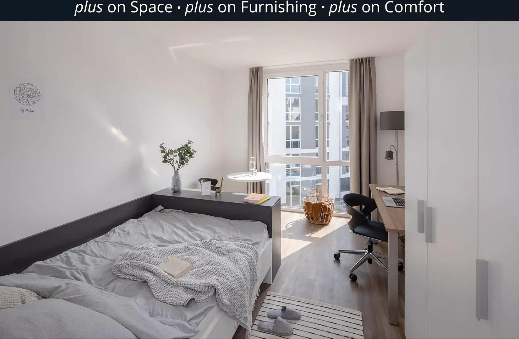 Chic studio apartment near campus in 