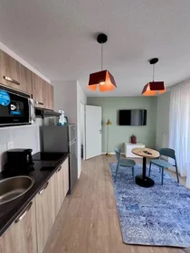 Chambre privée à Boulevard Joffre, image 2 de 20