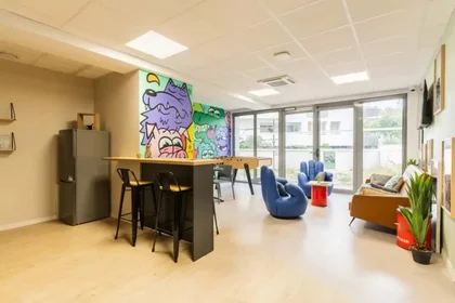 Chambre privée à Boulevard Joffre, image 14 de 20
