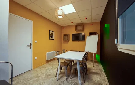 Studio at Rue de la Girafe, image 6 of 22