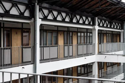 Studio at Rue Bechevelin, image 14 of 17