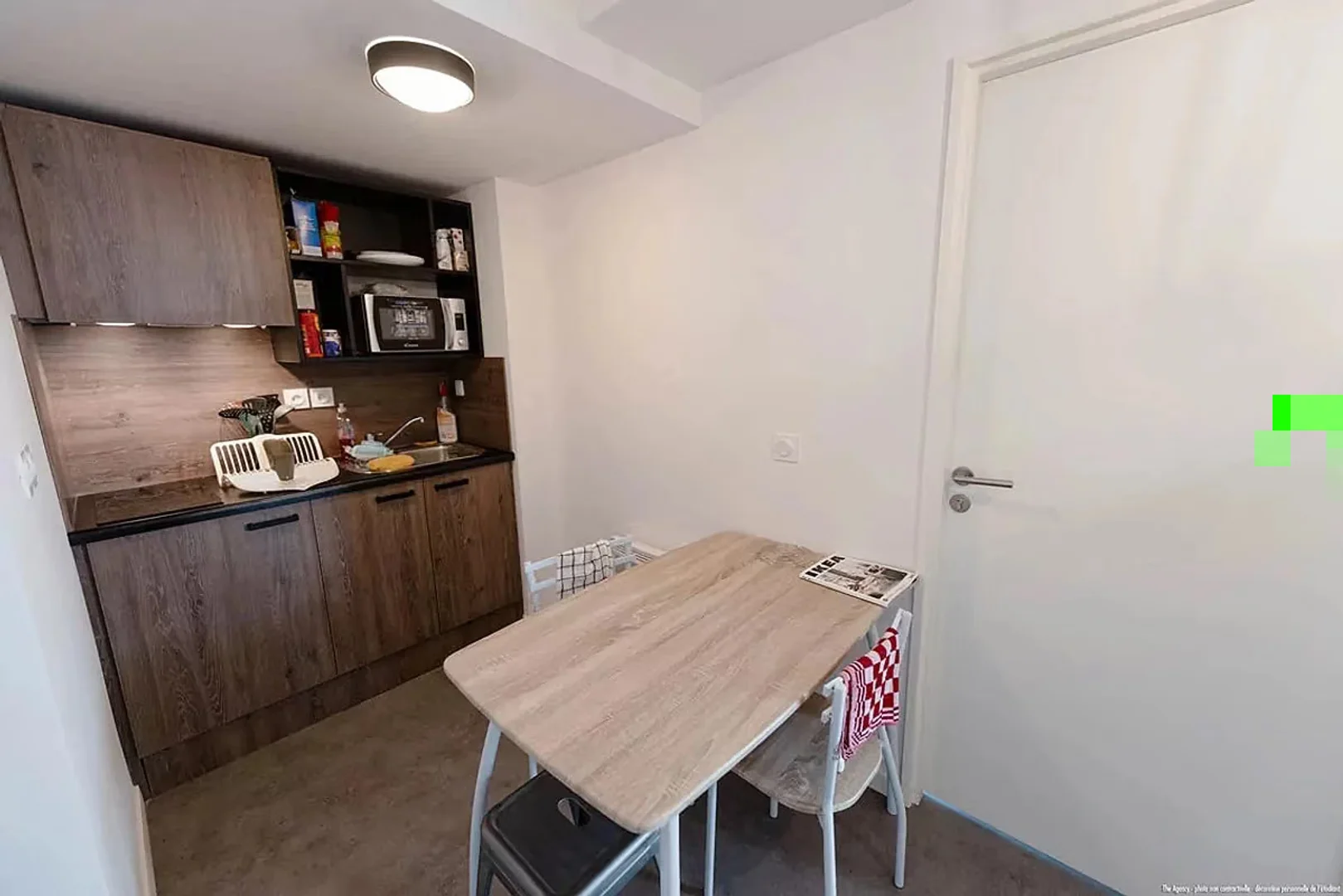 Chambre d'étudiant économique avec emplacement pratique dans 