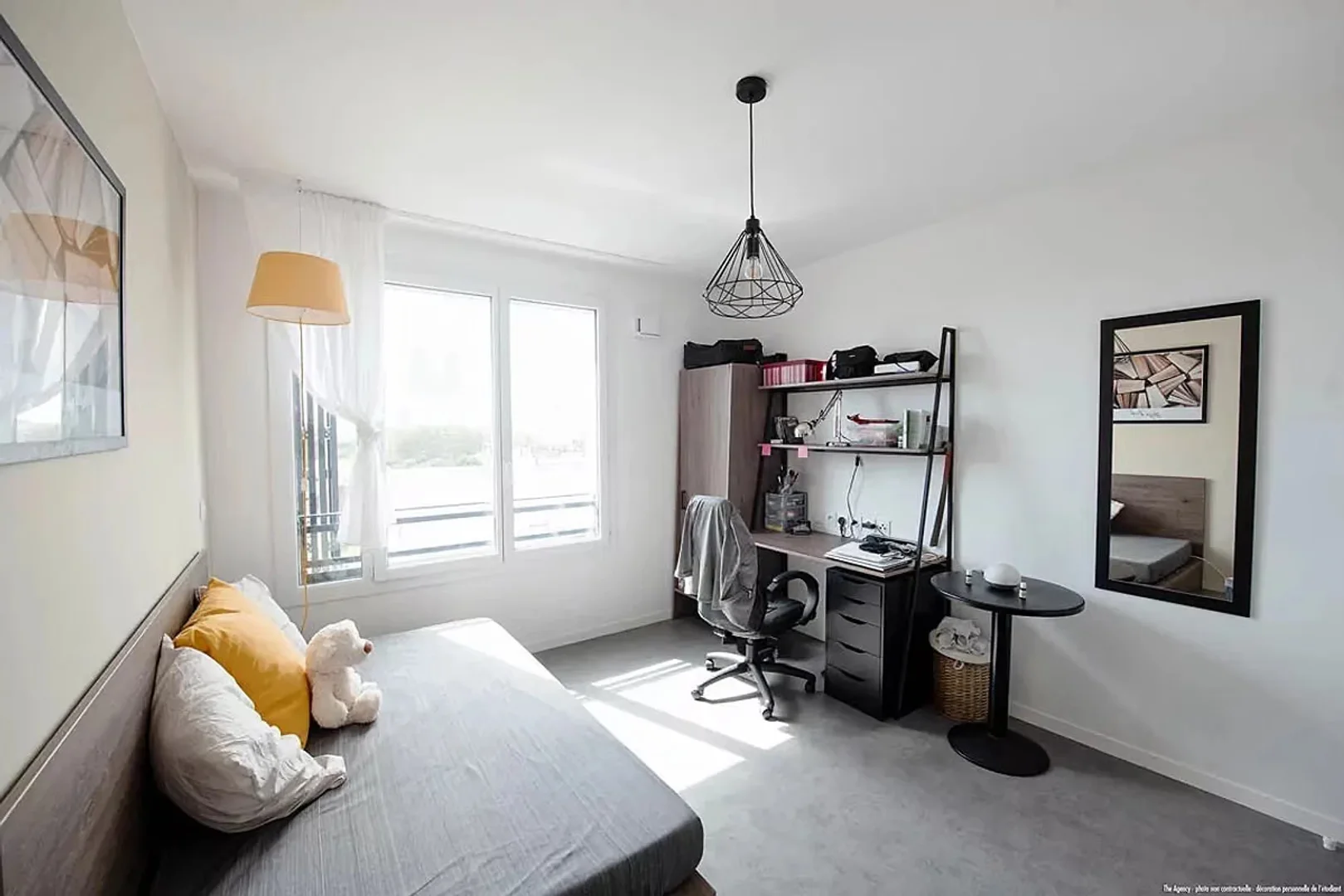 Chambre à louer dans un appartement d'étudiant à , entièrement meublée