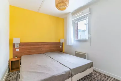 Habitación privada en Rue de la Grande Bretagne, imagen 1 de 10