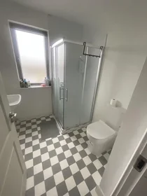 Stanza privata in Linn Bheag, immagine 5 di 9