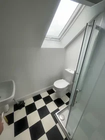Stanza privata in Linn Bheag, immagine 7 di 9