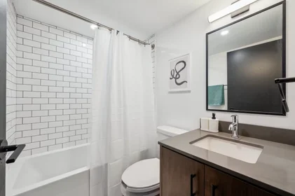Stanza privata in Scottsdale Drive, immagine 10 di 49