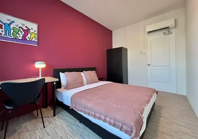 Prywatny pokój Lorong 13 Geylang, obraz 1 10