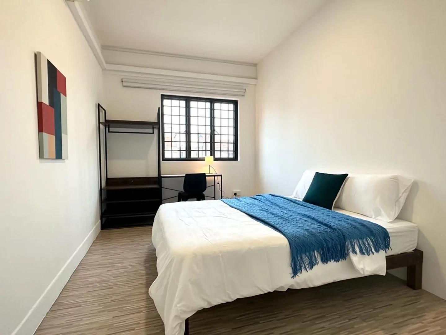 Funktionelles Studentenzimmer perfekt zum Studieren in 