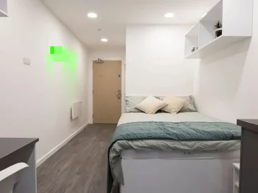 Studio at Winnall Close, image 6 of 37