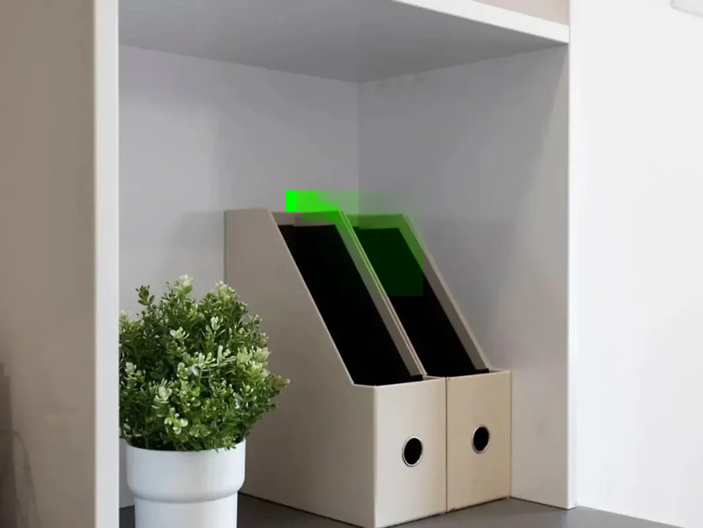 Habitación estudiantil luminosa y aireada con fácil acceso a la universidad en