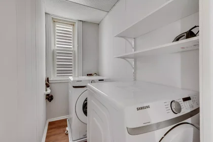 Quarto privado em 02125, imagem 4 de 49