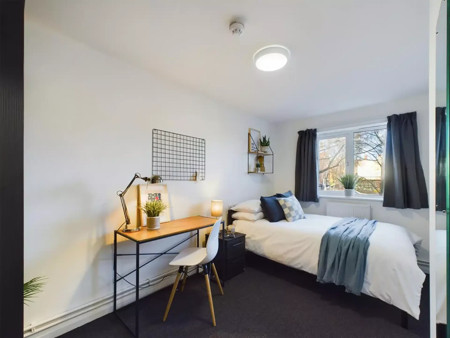 Chambre d'étudiant confortable et spacieuse dans 