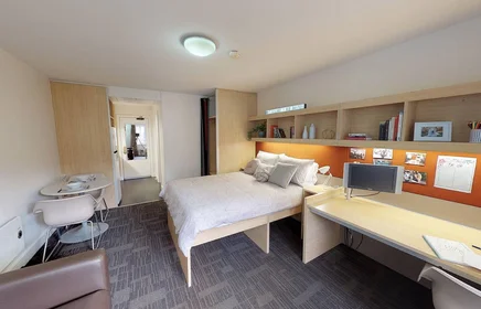 Habitación privada en Flemington Road, imagen 1 de 39