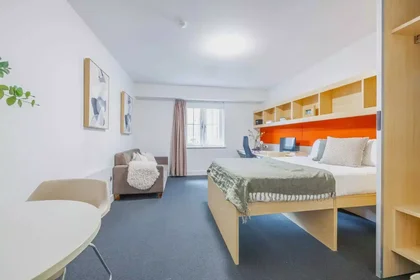 Habitación privada en Flemington Road, imagen 12 de 39