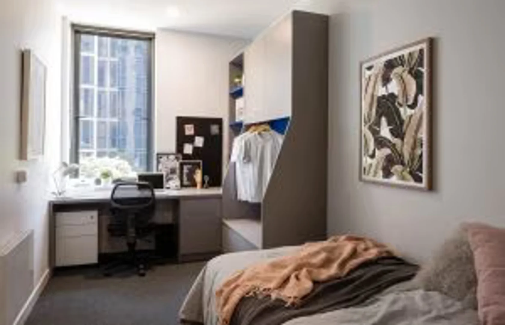 Habitación para estudiantes en  con modernas comodidades