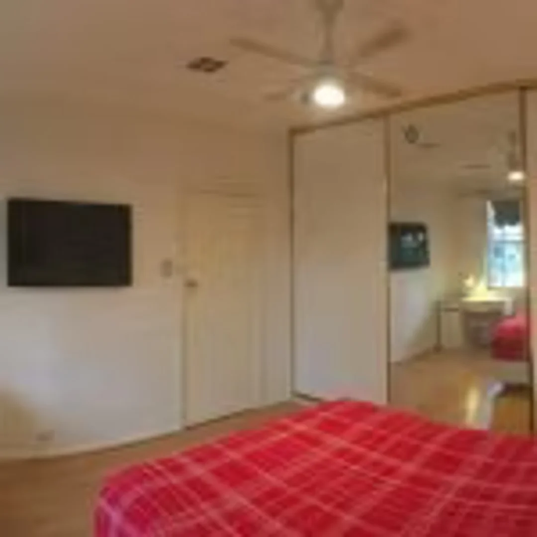 Habitación asequible para estudiantes con buena iluminación en 
