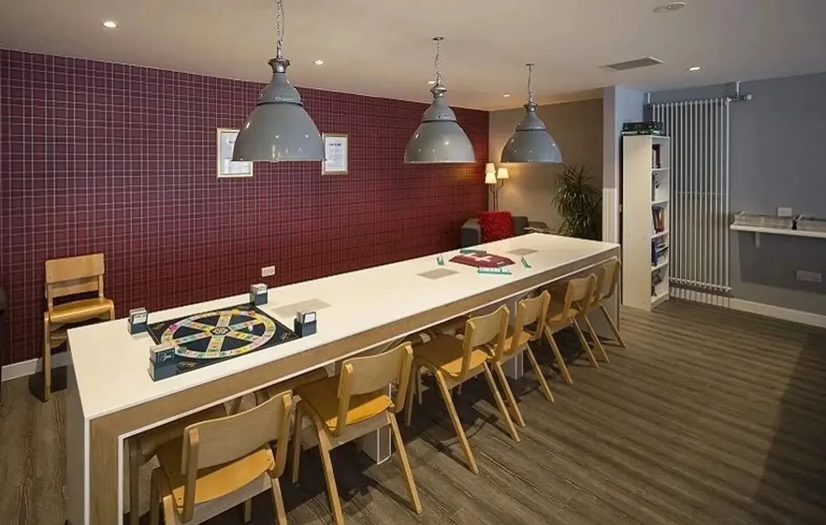 Economical student room with convenient location in 