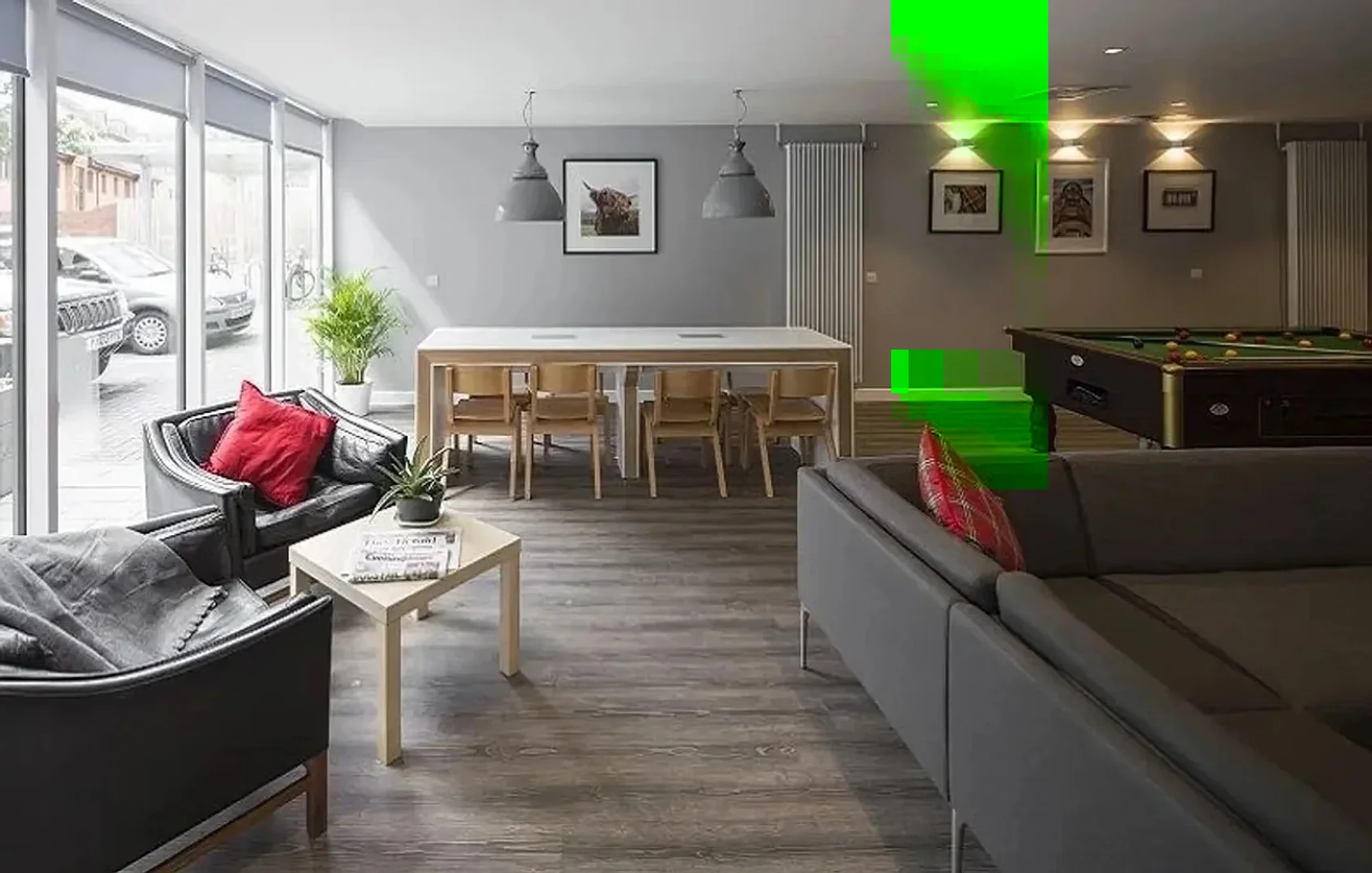 Functional student room perfect for studying in 