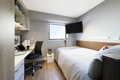 Private room at Talbot Street, image 1 of 10