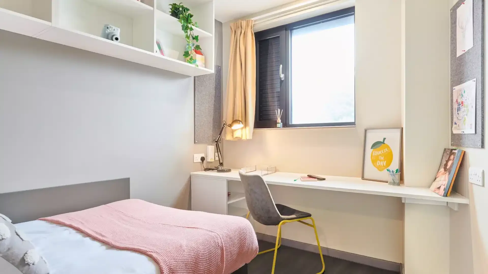Bezahlbares Zimmer für Studenten mit ausreichender Beleuchtung in 