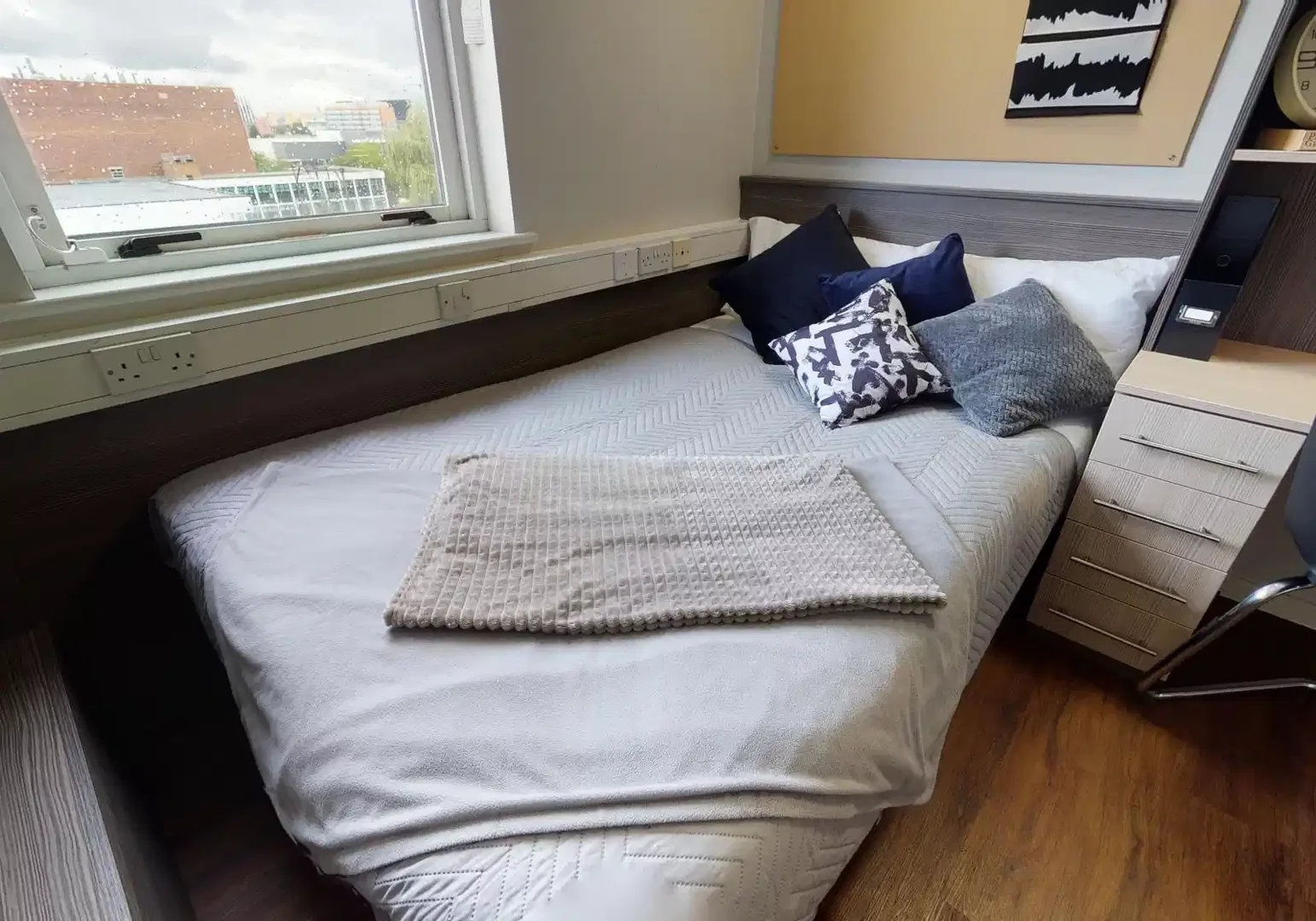 Chambre d'étudiant confortable et spacieuse dans 