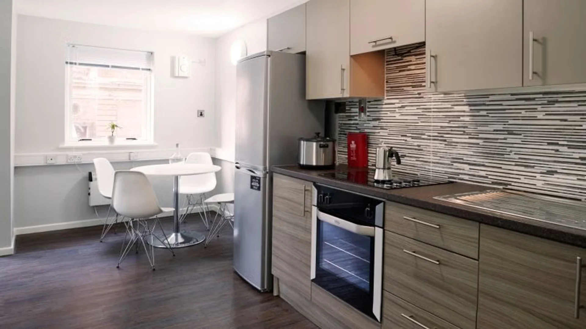 Chambre d'étudiant confortable et spacieuse dans