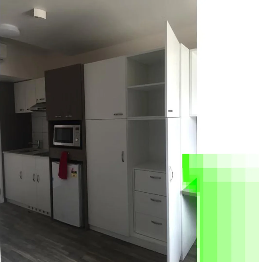 Convenient studio apartment for student living in 