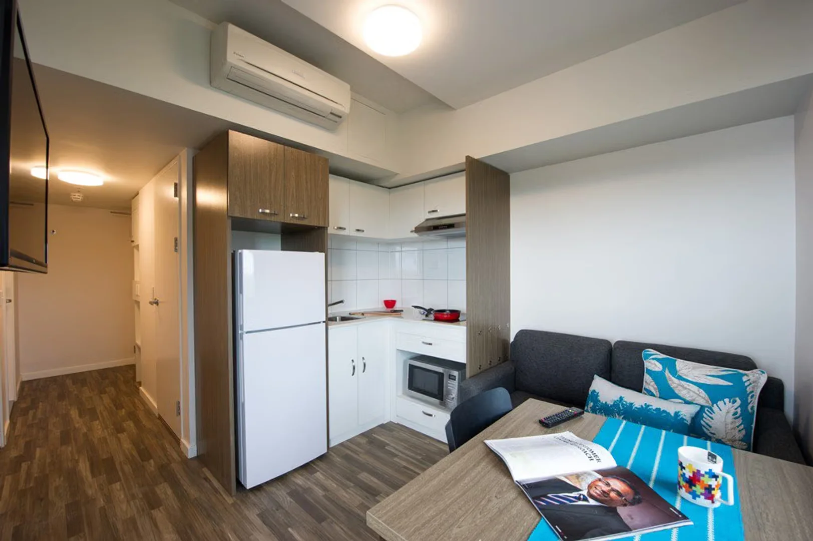 Economical student room with convenient location in 