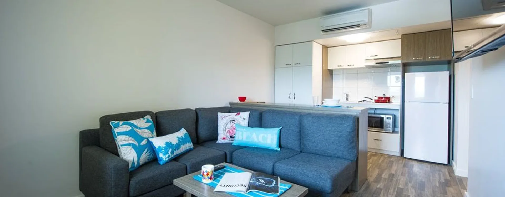 Functional student room perfect for studying in 